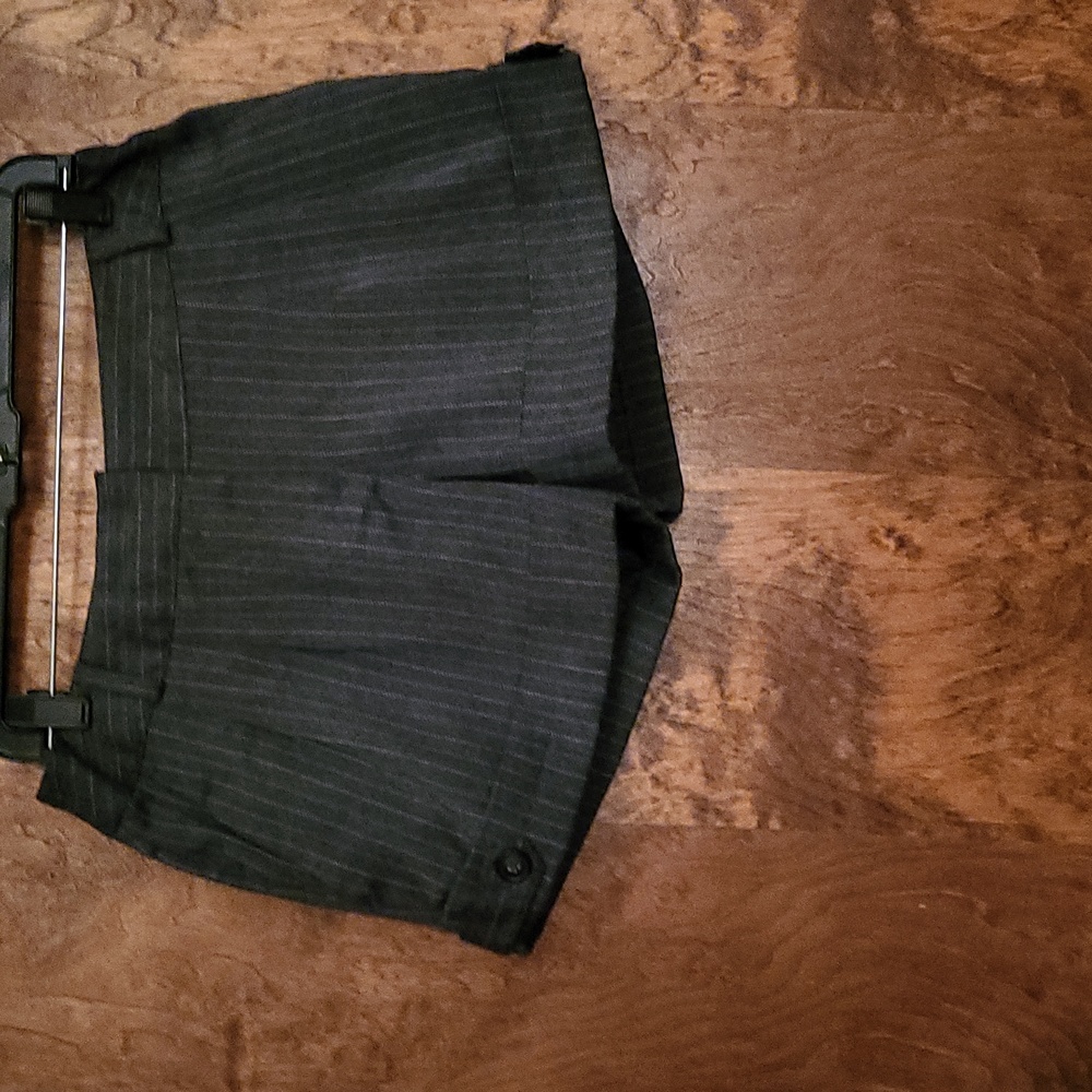 Pinstriped shorts 8